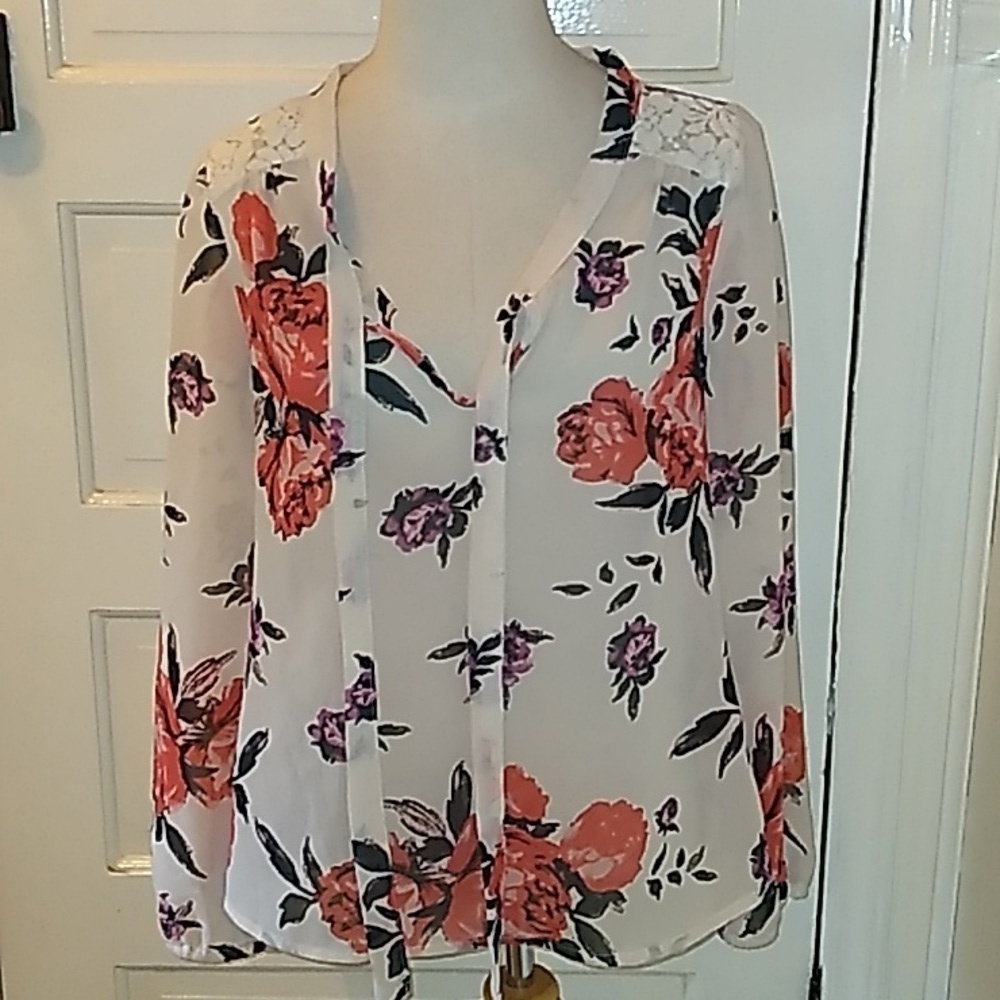 Live 4 Truth medium floral dressy casual shirt